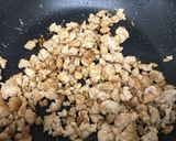 鶏ひき肉でお好み焼き♡作り方1写真
