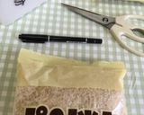パン粉の移し替え〜(o˘◡˘o)♡作り方1写真
