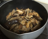 干し椎茸と万願寺とうがらしとツナの煮物作り方2写真