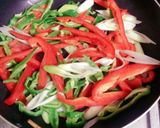 パプリカと牛肉のオイスターソース炒め作り方1写真