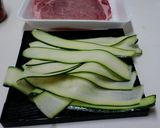 塩パプリカのズッキーニの肉巻き作り方2写真