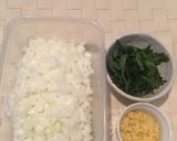 鶏つくね。しそ、玉ねぎ入り。お弁当にも。作り方1写真