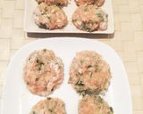 鶏つくね。しそ、玉ねぎ入り。お弁当にも。作り方2写真