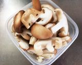しめじと椎茸の鰹節和え(簡単レシピ)作り方1写真