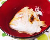 簡単リメイク！鯛の塩焼きをあら汁風に♫作り方3写真