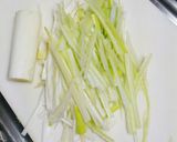 常備菜☆ピリ辛鶏キムチ作り方1写真