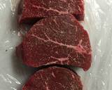 今日はご馳走♪ 牛肉のデミグラスソース煮作り方1写真