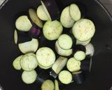 おかずの定番！ナスと挽肉の炒めもの作り方4写真