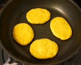 mフライパンde!カレーウインナーパン作り方4写真