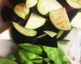 夏野菜で簡単♪茄子と厚揚げの旨辛丼作り方2写真