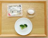 介護食　らくらく食パンのオムレツ風作り方1写真