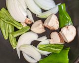 焼き玉ねぎとピーマンのいわし削り和え作り方1写真