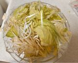 キャベツともやし厚揚げ、ひき肉の味噌炒め作り方1写真