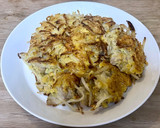 もやしと豚肉とスライスチーズのお好み焼き作り方2写真