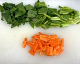 ふわふわ鶏団子の野菜スープ作り方1写真