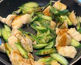 鶏肉ときゅうりのごま炒め作り方10写真