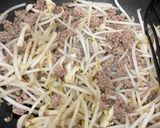 豚ひき肉ともやしのナムル風炒め♪作り方2写真