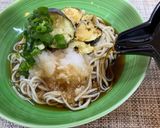 荒削り鰹節の出汁で茄子天おろし蕎麦🍆作り方7写真