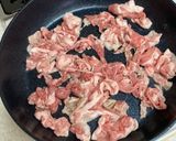 旨辛！豚こまと白ネギの味噌辛炒め作り方2写真