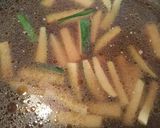 ごま油で炒めたズッキーニうまっ♪スープ☆作り方3写真