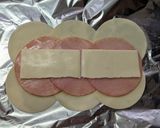余った餃子の皮ハムチーズブリトー作り方2写真