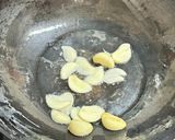 ニンニクの暴力！倉敷べトコンラーメン作り方5写真
