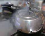 ホーキンス圧力鍋でグリーンカレー作り方1写真