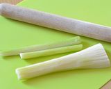 鍋つゆを使って たたきセロリの浅漬け♪作り方3写真