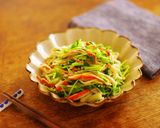 レンジで★カニカマと豆苗のめんつゆ和え作り方5写真
