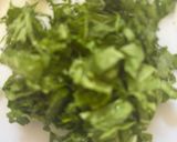 切って乗せるだけ！カツオのたたきサラダ😋作り方3写真
