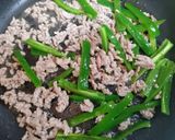 ワンパン簡単夕飯おかず挽肉ピーマンチャプチェ節約作り方4写真