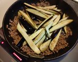 茄子と大葉とひき肉の味噌炒め作り方3写真