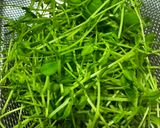 【簡単】豆苗と豆腐のかき玉お味噌汁作り方1写真