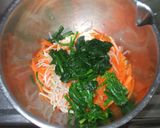 ニンジン胡麻あえ♪簡単ほうれん草もやし作り方6写真