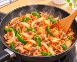 豚肉と厚揚げのキムチピーマン炒め作り方3写真