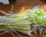 旨辛ダレが絶品！手羽元の香味オーブン焼き作り方2写真