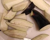 簡単!なすと豚肉のスイートチリソース炒め作り方1写真
