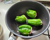 夏の夕飯！豚ひき肉とピーマンだけの肉詰め作り方5写真