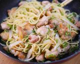 行列の定食🍚鶏ももネギ塩レモン焼きそば🤭作り方4写真