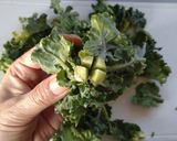 プチヴェールのおかかマヨ和え。作り方1写真