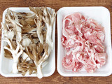 ☆簡単☆豚こま肉と舞茸のキムチ炒め