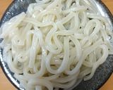 1人飯 卵入り♡もちもち焼きうどん作り方1写真