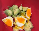 アボカド卵サラダ🥑🥚作り方3写真