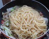 舞茸ベーコン白菜のニンニクオリーブ油の炒めパスタ作り方10写真