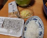 茗荷と生姜のしらす丼作り方1写真