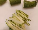 鶏胸肉のやわらかレンジ蒸し鶏とズッキーニのサラダ作り方4写真