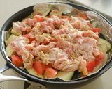 なすとトマトと豚のごまみそ蒸し作り方3写真