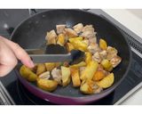 鶏肉とじゃがいものシーザーソース★動画★作り方18写真