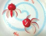 材料二つ❤ラディッシュの金魚飾り作り方4写真