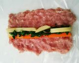 離乳食後期から 鶏ミンチで巻き巻き作り方2写真